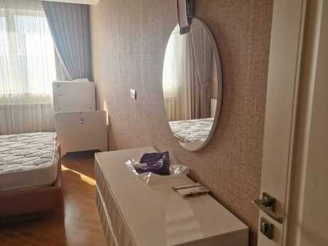3 otaqlı yeni tikili - Elmlər Akademiyası m. - 130 m²
