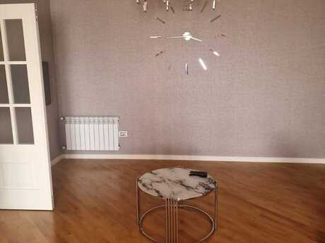 3 otaqlı yeni tikili - Elmlər Akademiyası m. - 130 m²