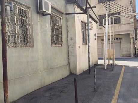 5 otaqlı həyət evi/bağ evi - Nərimanov r. - 170 m²