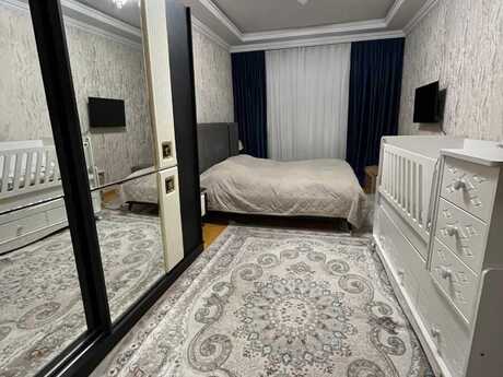 5 otaqlı köhnə tikili - Xalqlar Dostluğu m. - 120 m²