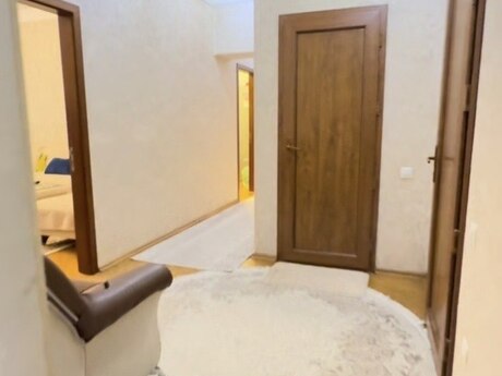 Satılır 2 otaqlı yeni tikili 81 m², Nəsimi m.
