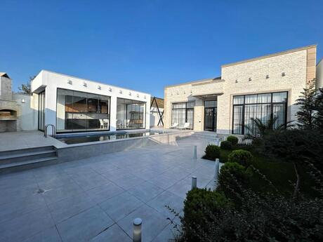 4 otaqlı həyət evi/bağ evi - Şüvəlan q. - 170 m²