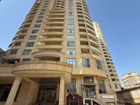 Satılır 4 otaqlı yeni tikili 212 m², Nizami m.
