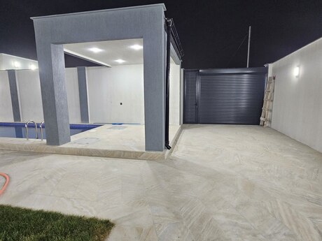 4 otaqlı həyət evi/bağ evi - Şüvəlan q. - 150 m²
