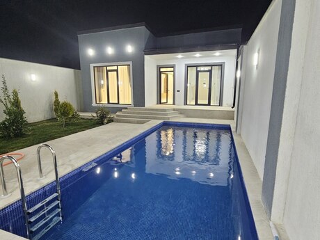 4 otaqlı həyət evi/bağ evi - Şüvəlan q. - 150 m²