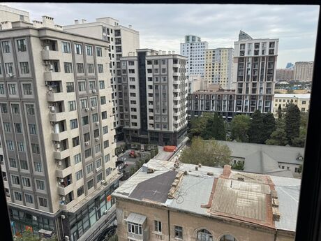 4 otaqlı yeni tikili - Gənclik m. - 177 m²