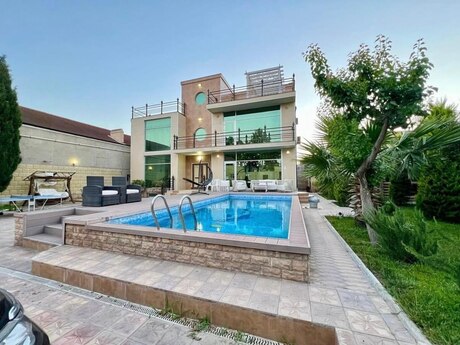 5 otaqlı həyət evi/bağ evi - Şüvəlan q. - 380 m²