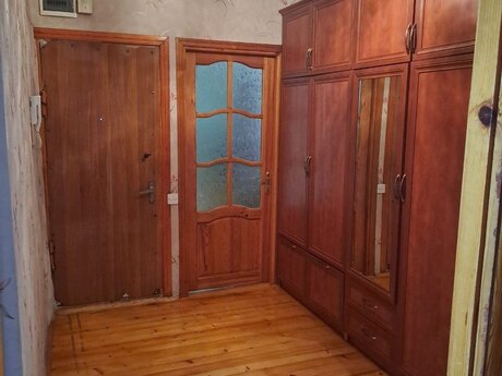 4 otaqlı köhnə tikili - Xalqlar Dostluğu m. - 105 m²