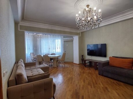 Satılır 2 otaqlı yeni tikili 80 m², Nəriman Nərimanov m.