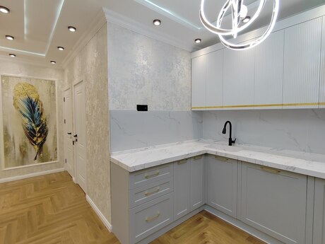 3 otaqlı köhnə tikili - Əhmədli m. - 75 m²