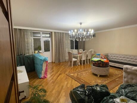 5 otaqlı köhnə tikili - Azadlıq Prospekti m. - 130 m²