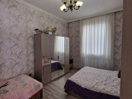 4 otaqlı həyət evi/bağ evi - Zabrat q. - 135 m²
