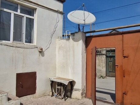 3 otaqlı həyət evi/bağ evi - Zabrat q. - 84 m²