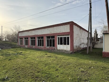 Satılır obyekt 250 m², Saatlı