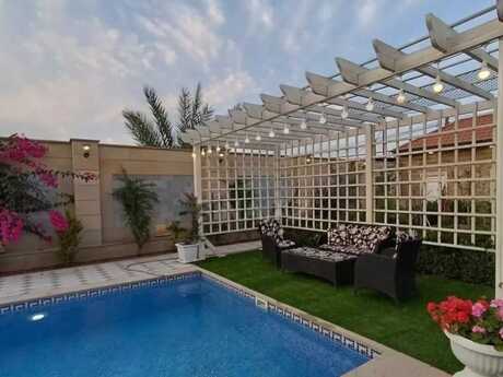 4 otaqlı həyət evi/bağ evi - Şüvəlan q. - 150 m²