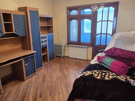 4 otaqlı köhnə tikili - Əhmədli m. - 100 m²