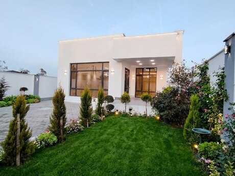 4 otaqlı həyət evi/bağ evi - Pirşağı q. - 110 m²