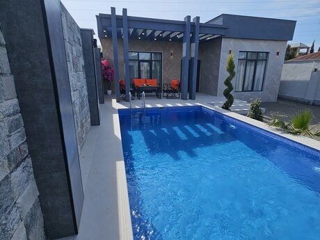 4 otaqlı həyət evi/bağ evi - Mərdəkan q. - 160 m²