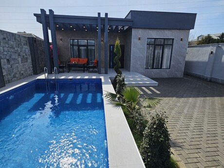 4 otaqlı həyət evi/bağ evi - Mərdəkan q. - 160 m²