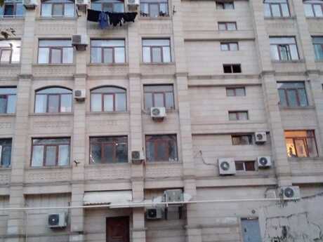 4 otaqlı köhnə tikili - Nəriman Nərimanov m. - 120 m²