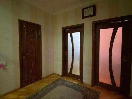 Satılır 3 otaqlı yeni tikili 90 m², 7-ci mikrorayon q.