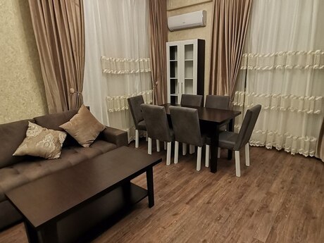 Объявление №5988946 - Баку, м. Иншаатчылар, 3-комн., 85 м², 9/18 этаж