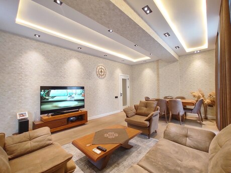 Elan №5989193 - Bakı, Qara Qarayev m., 3 otaqlı, 130 m², 9/15 mərtəbə