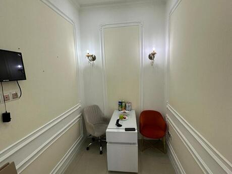 Obyekt - 8 Noyabr m. - 100 m²