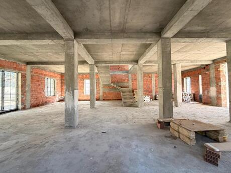 8 otaqlı həyət evi/bağ evi - Sea Breeze q. - 550 m²
