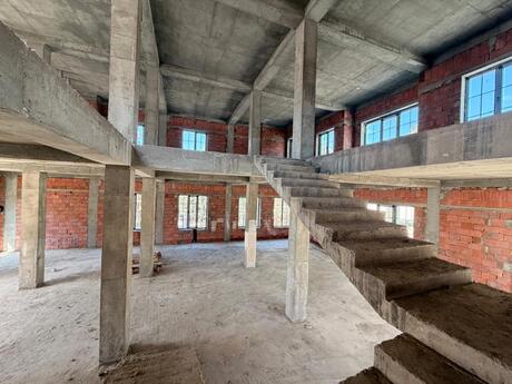8 otaqlı həyət evi/bağ evi - Sea Breeze q. - 550 m²