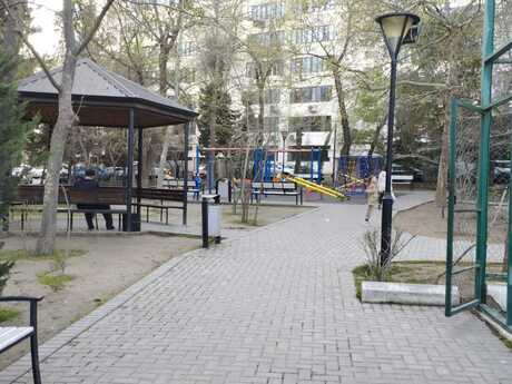 5 otaqlı köhnə tikili - Azadlıq Prospekti m. - 115 m²