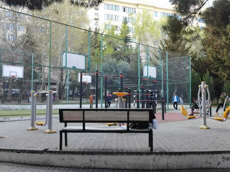 5 otaqlı köhnə tikili - Azadlıq Prospekti m. - 115 m²