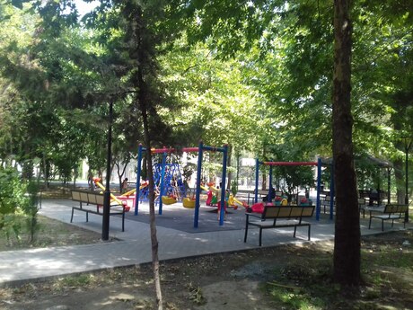 5 otaqlı köhnə tikili - Azadlıq Prospekti m. - 115 m²