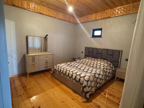 4 otaqlı həyət evi/bağ evi - Hövsan q. - 200 m²