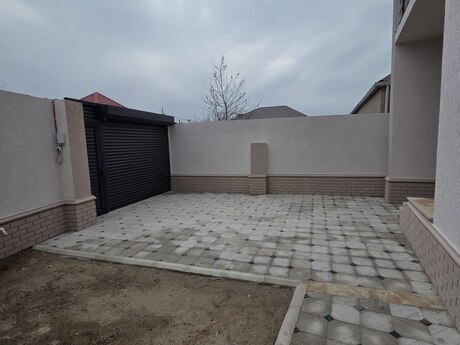 4 otaqlı həyət evi/bağ evi - Binə q. - 141 m²