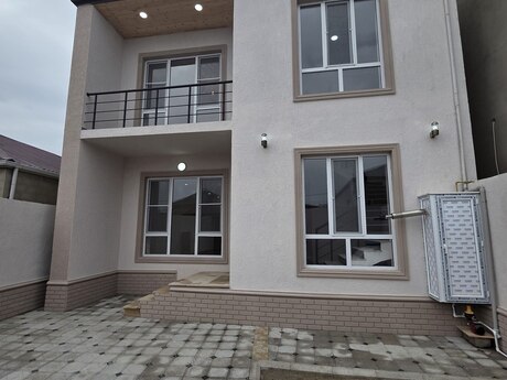 4 otaqlı həyət evi/bağ evi - Binə q. - 141 m²