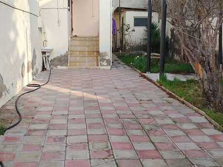 3 otaqlı həyət evi/bağ evi - Qaraçuxur q. - 90 m²