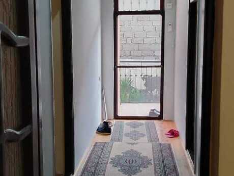 3 otaqlı həyət evi/bağ evi - Qaraçuxur q. - 90 m²