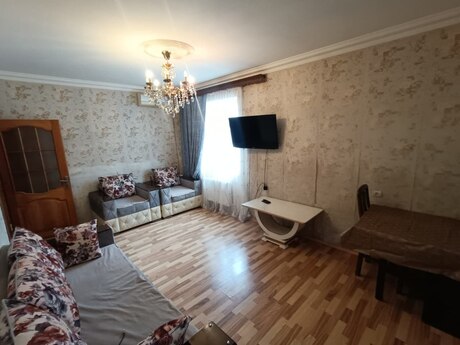 2 otaqlı köhnə tikili - Şah İsmayıl Xətai m. - 50 m²