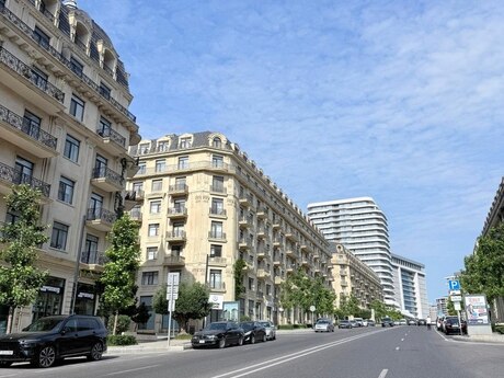 3 otaqlı ofis - Ağ şəhər q. - 135 m²