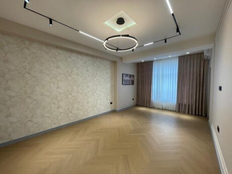 Elan №5989790 - Bakı, 28 May m., 3 otaqlı, 82 m², 7/16 mərtəbə