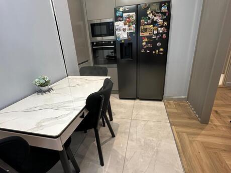 4 otaqlı yeni tikili - Ağ şəhər q. - 135 m²