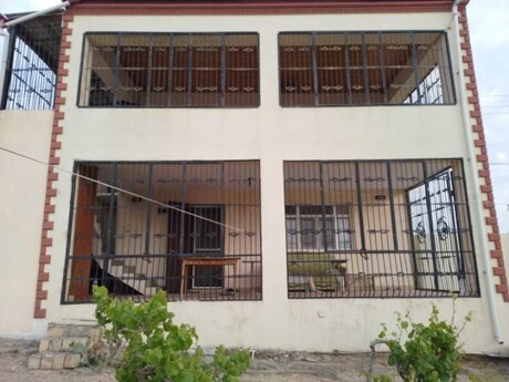 3 otaqlı həyət evi/bağ evi - Novxanı q. - 120 m²