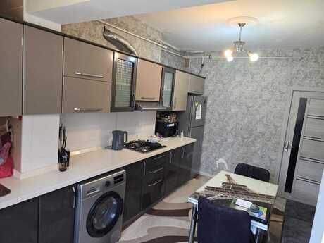2 otaqlı köhnə tikili - Bakıxanov q. - 58 m²
