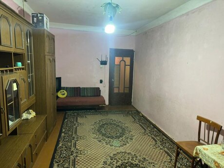 Объявление №5989974 - Баку, м. Халглар Достлугу, 3-комн., 65 м², 1/9 этаж