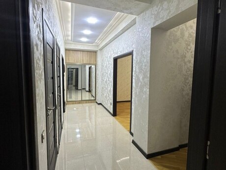 Объявление №5990009 - Баку, м. Халглар Достлугу, 3-комн., 122 м², 9/20 этаж