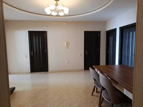 3 otaqlı yeni tikili - Nəriman Nərimanov m. - 150 m²