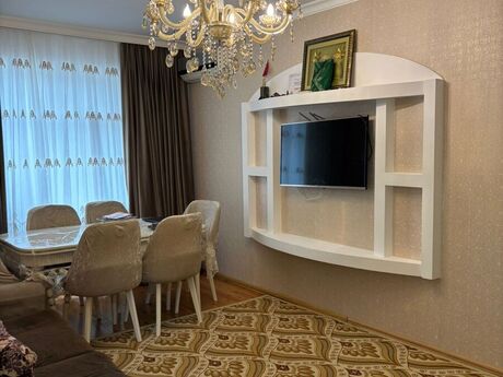 Объявление №5990330 - Баку, пос. Бакиханова, 2-комн., 58 м², 6/9 этаж