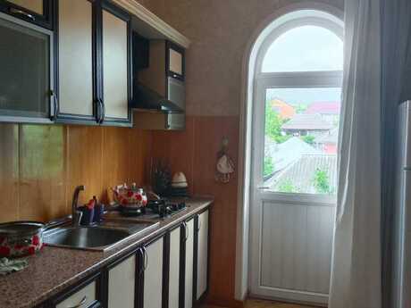 Satılır 8 otaqlı həyət evi/bağ evi 280 m², İsmayıllı