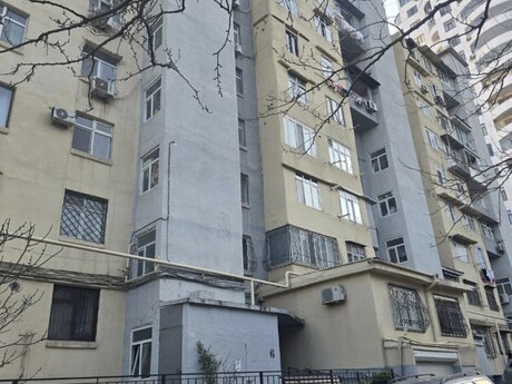 3 otaqlı köhnə tikili - Nəsimi r. - 85 m²